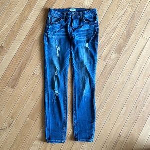 Studio‎ Blue Jeans